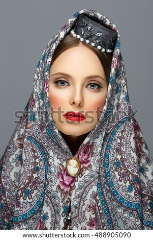 Russian girls in traditional russian clothing