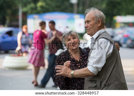 Jaystrummer Old Russian Woman Dancing 115