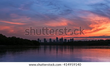 [Obrazek: stock-photo-silhouette-of-the-city-of-wa...959140.jpg]