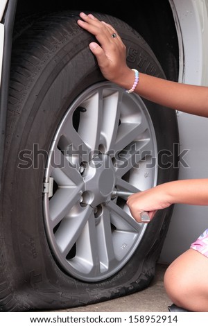 changing tire essay How to change a flat tire free essay, term paper and book report many women in today s society that drive alone are clueless about how to change a tire. changing tire essay How to change a flat tire free essay, term paper and book report many women in today s society that drive alone are clueless about how to change a tire.
