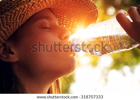 Water Drinking Stock Illustrations - 18,263 Water Drinking 