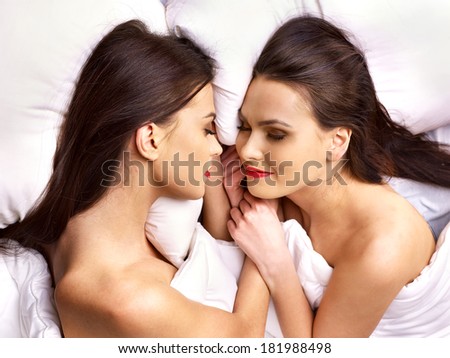 Club bareback gay paris Family guy hentai lesson 2