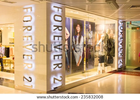 Forever 21 Stock Photos, Illustrations, and Vector Art