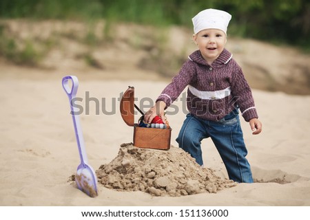 Little girl hunting something is Possible Little girl hunting