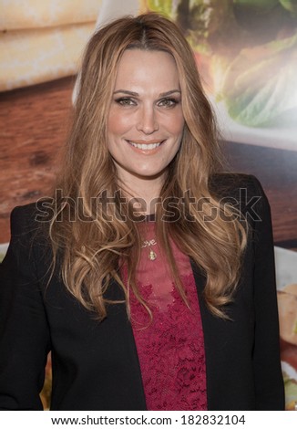 NEW YORK-MAY 29: Actress Molly Sims attends the Wendy's #