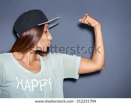 world sexy naked womens sexy girls biceps kiss