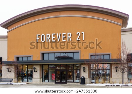 USA - JANUARY 16, 2015: Forever 21 retail store exterior. Forever 21 ...