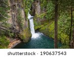 Fall Scenery On The North Umpqua River Image Free Stock Photo