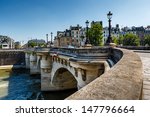 pont neuf and cite island in...