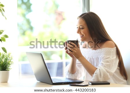 big boob xxx stars gifs naked girl on computer