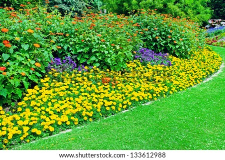 Flower-bed Stock Photos, Royalty-Free Images & Vectors - Shutterstock