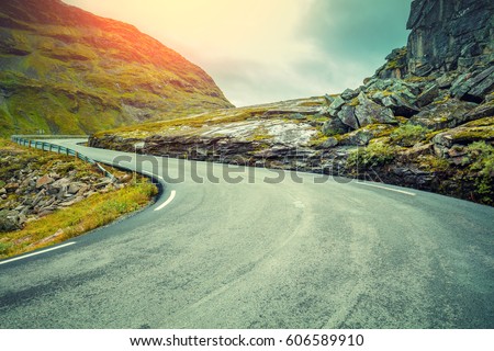 Curved Road Stock Images, Royalty-Free Images & Vectors | Shutterstock