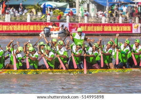 Soc Trang, Vietnam - November 13, 2016: Traditional khmer boat racing named Doi Ghe Ngo held in Soc Trang, November 13, Vietnam.