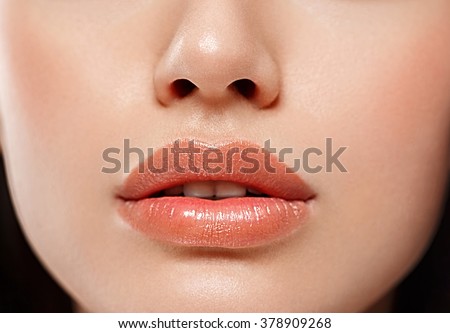 Nose Full Lips 83
