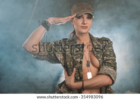 Female Soldier Saluting Stock Photo 354983096 Female Soldier Saluting Stock Photo 354983096