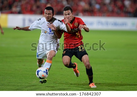 NONTHABURI-FEB 8,Nguyen Van Bien(W) of Hanoi T&Tin action during a friendly match AFC Champions League 2014 between SCG Muangthong utd and Hanoi T&T at SCG Stadium on February8,2014 in Thailand