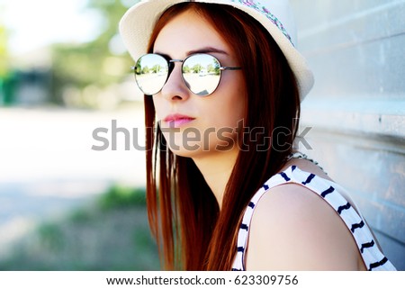 cool teen close Cool teen close