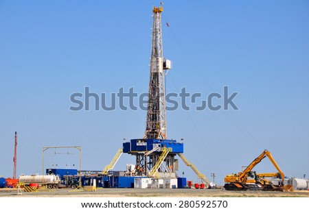 Land Drilling Rig Stock Images, Royalty-Free Images & Vectors