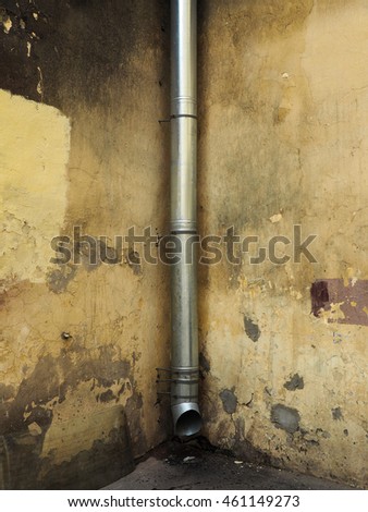 Downspout Stock Photos, Royalty-Free Images & Vectors - Shutterstock