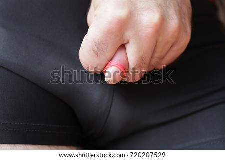 Miranda Cosgrove naked