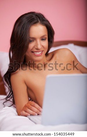 Top trans pordenone Naked Girl On Computer
