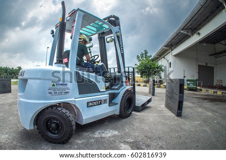 Forklift Driver License Malaysia