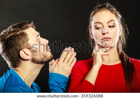 photo husband apologizing wife asking woman forgivness boyfriend trying convince girlfriend photo husband apologizing wife asking woman forgivness boyfriend trying convince girlfriend