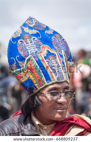buddhist single men in squaw valley Please note: the aerial tram is open saturdays & sundays only through september 3-30, 2018 the high camp pool & roller skating are now closed. buddhist single men in squaw valley Please note: the aerial tram is open saturdays & sundays only through september 3-30, 2018 the high camp pool & roller skating are now closed.