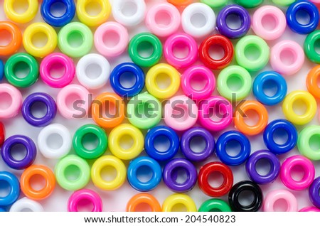 beads pied colored