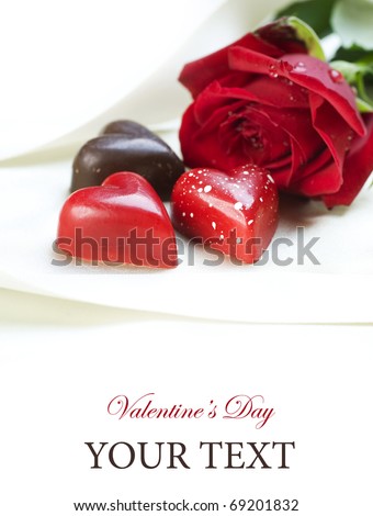 Card.Chocolate Valentine trái tim và hoa hồng đỏ