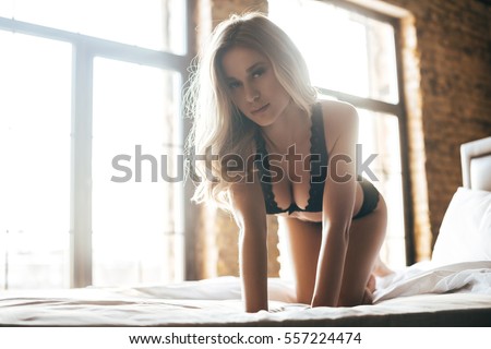 gorgeous naked women on all fours sex movies teen mega world nadina