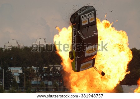 MOSCOW, RUSSIA - AUGUST 13, 2005: Flying burning car on the show stunt MASTER-2005