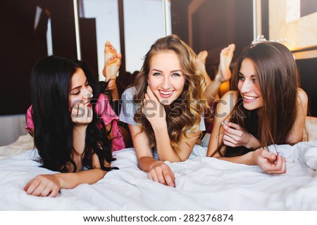 White Bedsheet Stock Photos, Images, & Pictures | Shutterstock