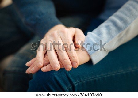 Casual dating holding hands