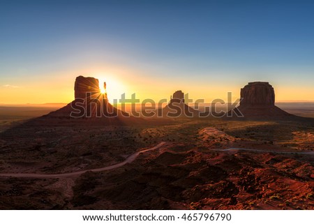 Sunset Sisters Monument Valley Usa Stock Photo 140102290 - Shutterstock