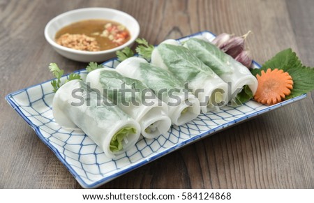 Banh uot cuon Hue - Hue steamed spring rolls (the spring rolls is steamed and rolled with fried pork)