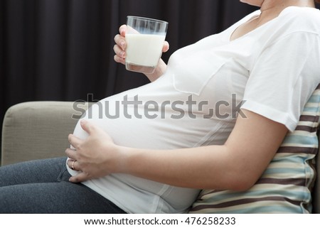 Preggo milk orgasm close up Preggo milk orgasm close up