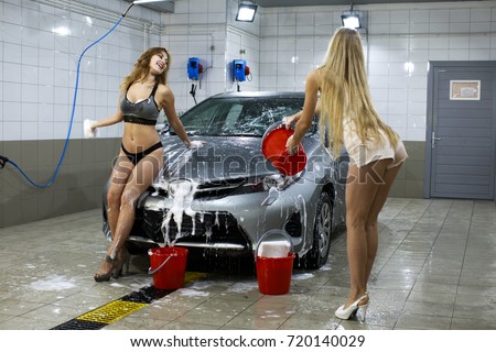 sexy girl car washphoto