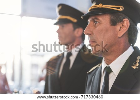 Orderly pilots locating at airdrome