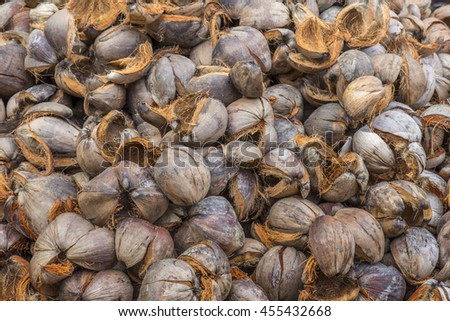 how much fiber in coconut how much fiber in coconut