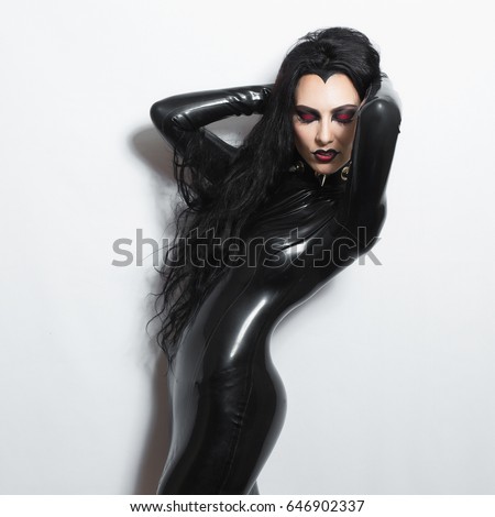 Evil leather fetish Three cumswapping hotties you porn