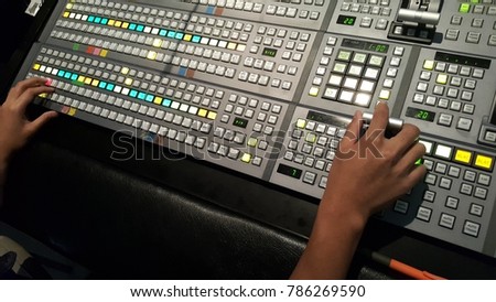 Broadcast control in the broadcast room