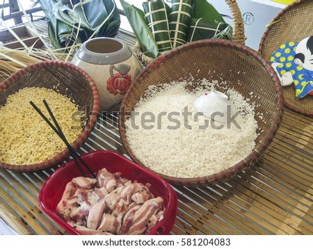 some materials to make a Vietnamese chung cakes