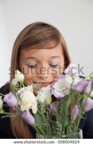 https://thumb1.shutterstock.com/display_pic_with_logo/2787178/308004824/stock-photo-pretty-girl-with-flowers-308004824.jpg