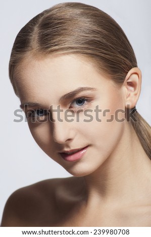 Woman Blurred Face Stock Photo 127959041 - Shutterstock