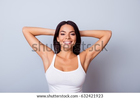 Torn cunt lips Penetrate the chinese market