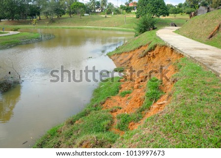 Landslide Stock Images, Royalty-Free Images & Vectors | Shutterstock