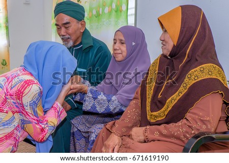 batu pahat single hispanic girls It is composed of 56 members who are elected from single-member bukit batu: jimmy puah the johor state legislative assembly's main function is to . batu pahat single hispanic girls It is composed of 56 members who are elected from single-member bukit batu: jimmy puah the johor state legislative assembly's main function is to .