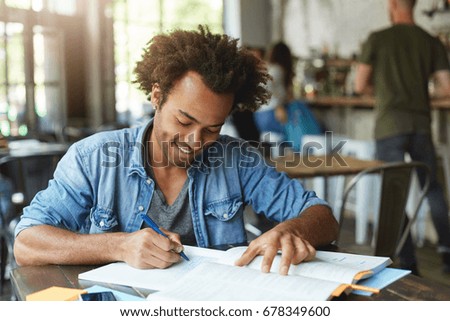 People who do uni assignment