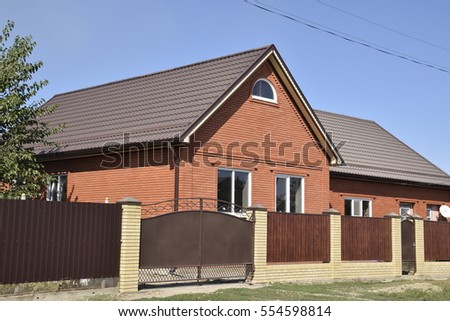 A curved roofing gallery of Dreadnought Tiles projects